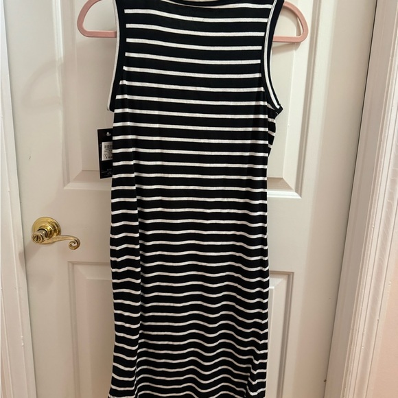 HART & CO. 100% Cotton Dress. Black and white stripe. Athletic /Leisure … - Picture 1 of 7